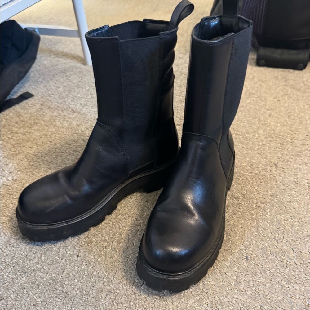 Vagabond Black Boot